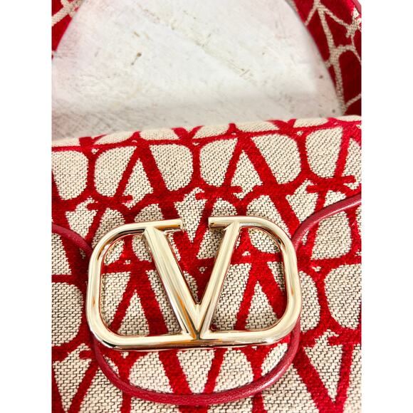 NWT Valentino Garavani Iconographe Loco Canvas Envelope Hobo Bag Red One Size - Picture 9 of 16